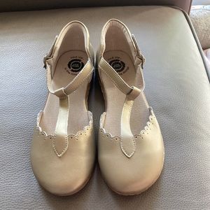 Livie & Luca Gold sandals Size 2